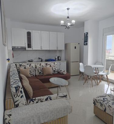 Mbrostar-Urë Apartamento | Prestige Residence Fier