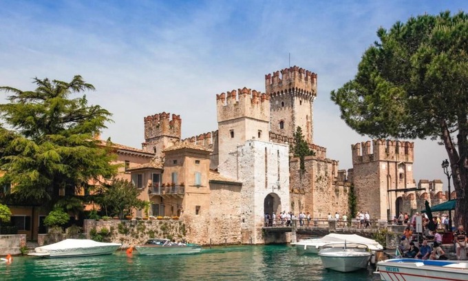 Sirmione Casa | Prestige Suite Sirmione