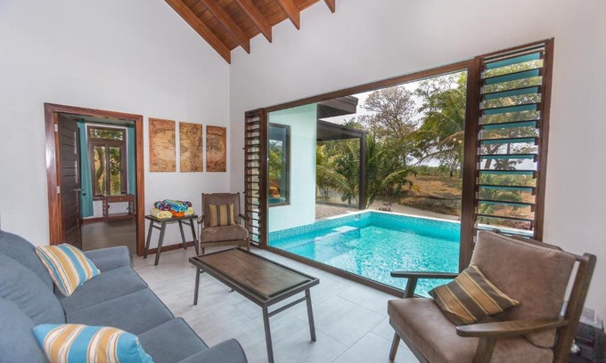 Pristine Bay Casa | Prestigious Casa Atlas Home