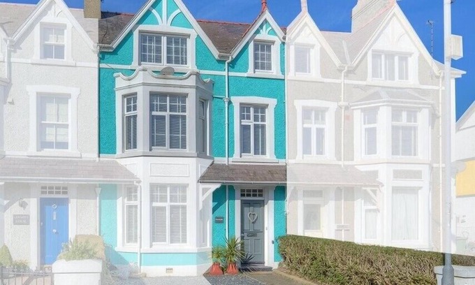 Abersoch Cabaña | PRESWYLFA, family friendly, character holiday cottage in Abersoch
