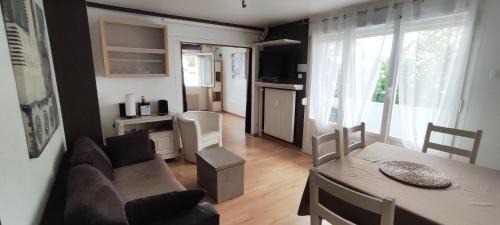 Cronenbourg Ouest Apartamento | pretty 4-room apartment in a quiet area 3 bedrooms