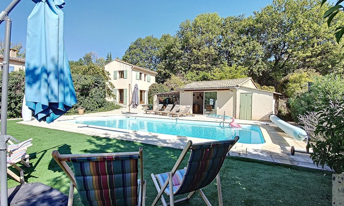La Bastide-des-Jourdans Villa | BONITA VILLA DE 8 CAMAS CON PISCINA