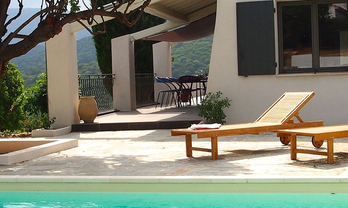 La Croix-Valmer Casa | BONITA CASA DE VACACIONES EN TRANQUILA Y MUY SOLEADA