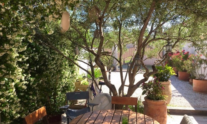 Eyragues Casa | Pretty house in a Provencal village