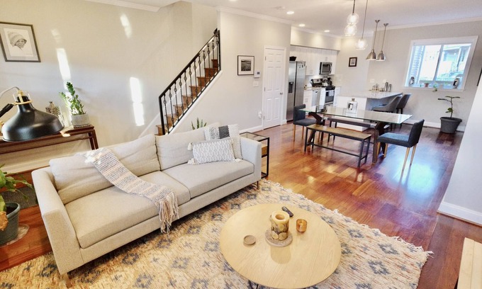 Petworth Casa | Pretty in Petworth-Walkable to Metro & Restaurants