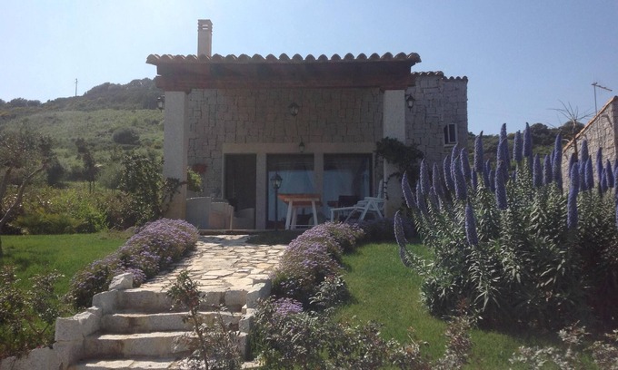 Cala Sinzias Villa | Chalet a estrenar adyacente a la playa de Cala Sinzias