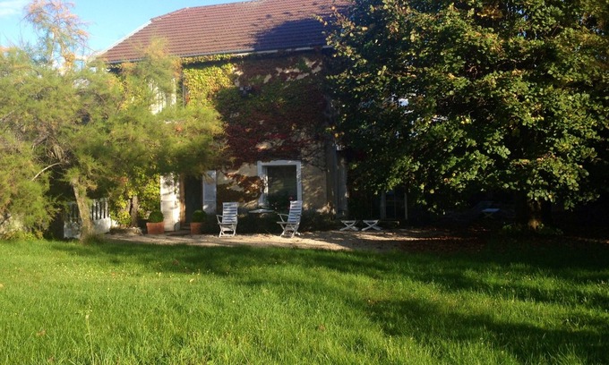 Dijon Casa | Encantadora residencia entre la ciudad y el campo en un parque en Dijon, lado viñedo.