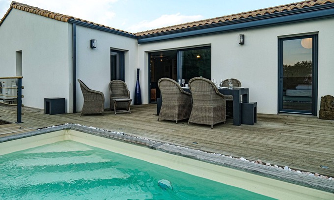 Olonne-sur-Mer Casa | Bonita casa nueva con piscina Les Sables capacidad para 8 personas