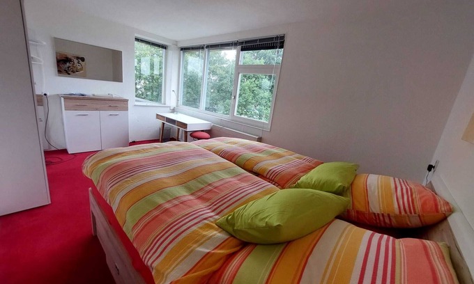 Amsterdam North Casa | Pretty room in a quiet neighbourhood near Amsterdam's center