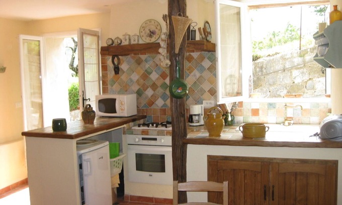 Consegudes Cabaña | Bonita casa pequeña en el interior de Niza, en plena naturaleza