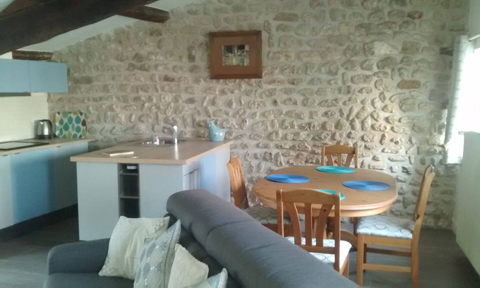 Neuville-Bosc Cabaña | Bonita casa de piedra en un entorno pintoresco