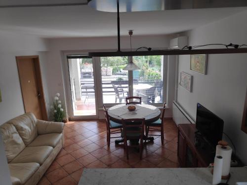 Kampel Casa | Pri Nešpoli