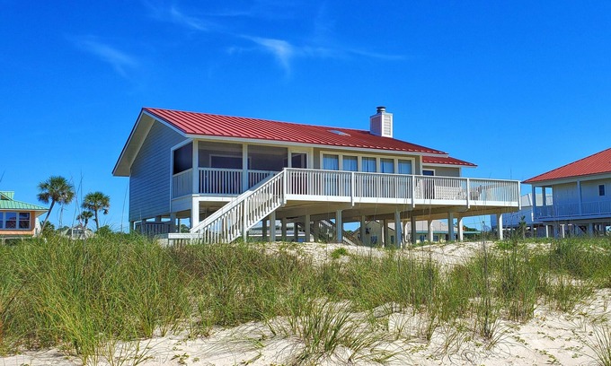 St. George Island Casa | Prima Villa: 4 BR, 2 BA House in St. George Island, Sleeps 10