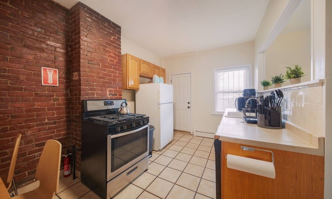 Dorchester Apartamento | 2BD Modern and Spacious Apt in the Heart of Boston