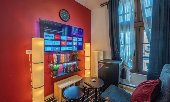 Stalingrad Apartamento | Prime Duplex Suite in Brussels Central