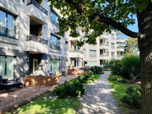 Kadriorg Apartamento | Prime Haven Near Sea & Park, Free Parking, Terrace