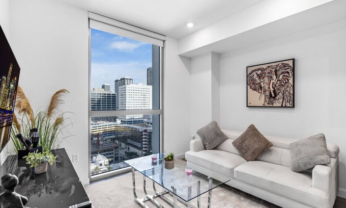Overtown Apartamento | Prime Location 1-Bed Retreat W/ Free Parking