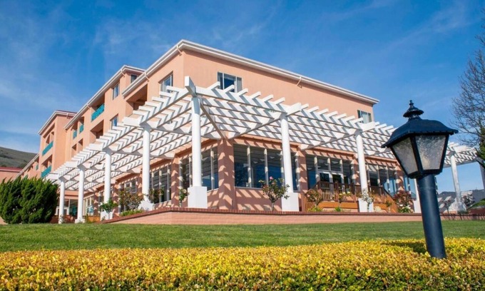Avila Beach Hotel | Prime Location! 3 Comfortable Units with Kitchen, Pool, Free Parking