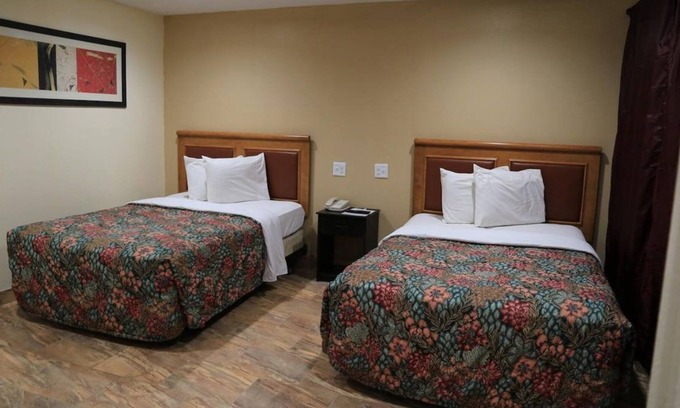Beeville Casa | Prime Location, 4 Sleek Units w/Free Parking, Minutes to Flournoy Park