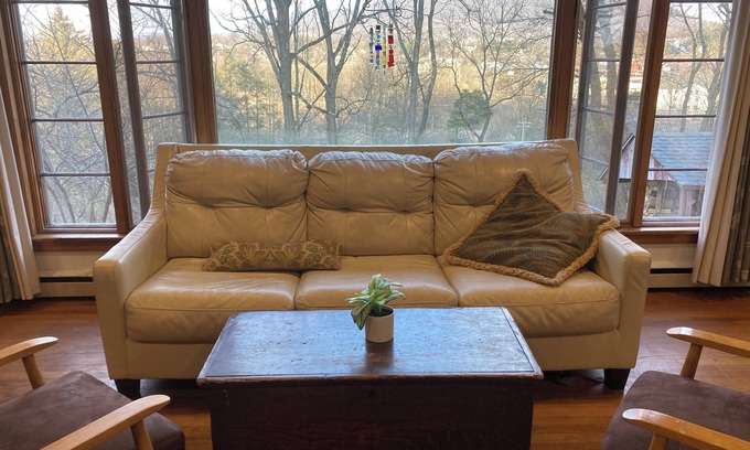 State College Casa | Prime location for PSU football and events - 3BR whole house rental