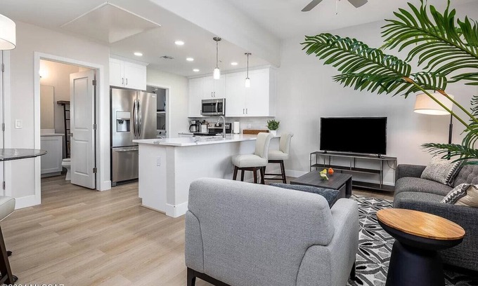Tucson Condominio | Prime Location Retreat!