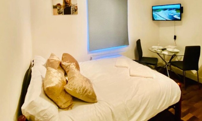 Golborne Apartamento | Prime Location, Stylish Studio Flat in Central London