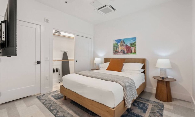 Main - Military Plaza Hotel | Prime Location w/ Urban Chic Near The Alamo—Convenient Exploration | 2 Units