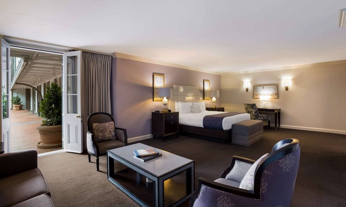 French Quarter Hotel | Prime Location! With Pool, Pet-friendly, Near New Orleans Jazz Museum!