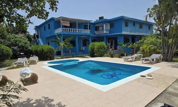 La Esplanada Apartamento | Prime Sosua 2BR Apt Walk to Santa Fe & Casino
