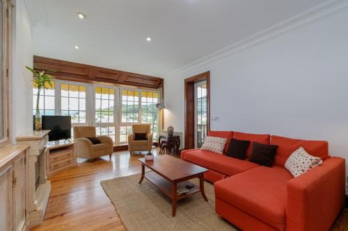 Baiona Apartamento | Primera Planta casa con finca cerrada.