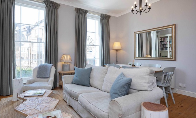 Camden Town with Primrose Hill Casa | Primrose Rooftops, by Veeve