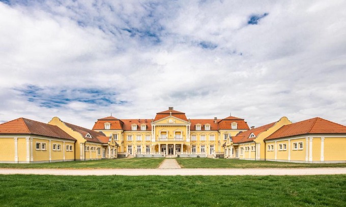 Dunakiliti Casa | Princess Palace & Golf resort