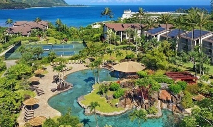 Princeville Complejo | Princeville Ocean View Resort 2BR Condo. Private path to walk to the beach!