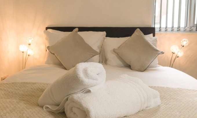 Riverside Apartamento | Principality Suites (1 bed)