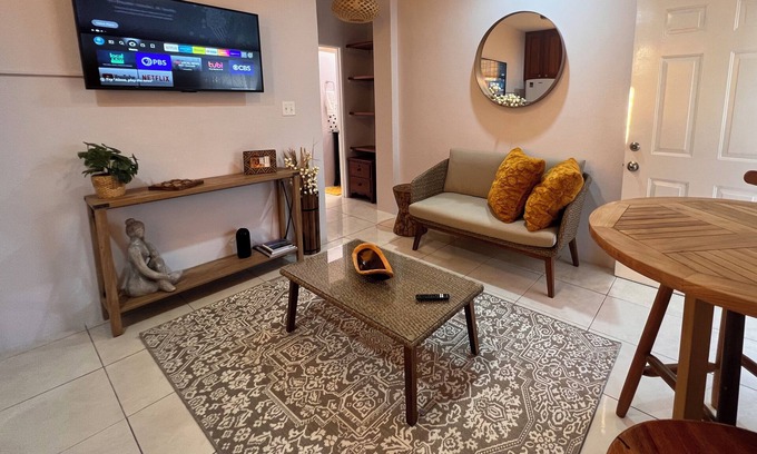 Ciudad de Belice Casa | Pristine 1 Bedroom1 Bathroom Bungalow in Belize City