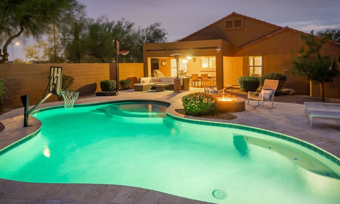 Desert Ridge Casa | Pristine Desert Ridge home with a pool & backyard oasis - dog-friendly