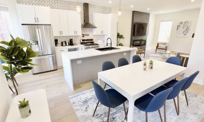 Petworth Casa | Pristine Petworth Family Home w Street Parking!