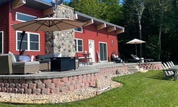 Ingalls Cabaña | Pristine, Secluded Cottage on Beautiful Lake Michigan