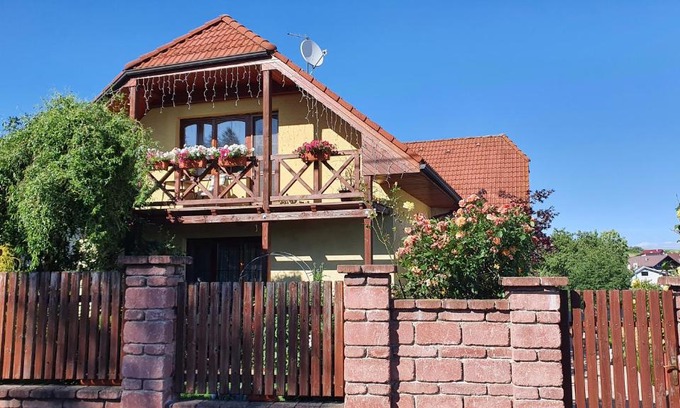Nova Lesna Casa | Privat ALMA