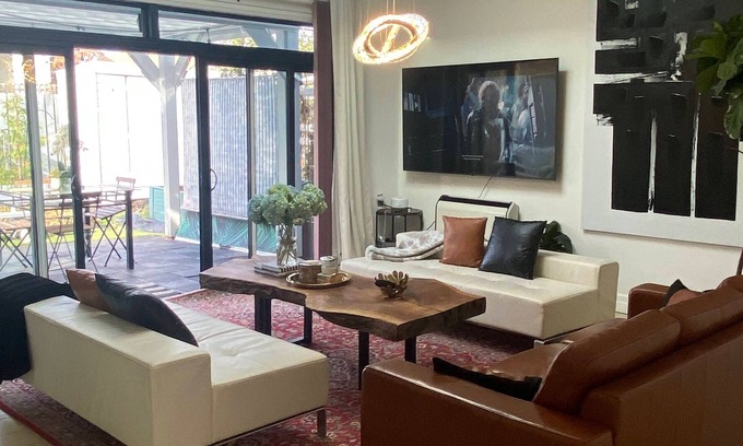 Toronto Casa | Private 1 bed/1.5 bath in-law suite in a house