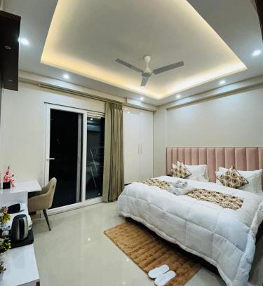 Sushant Lok Apartamento | Private 1 BHK Serviced Apartments Sector 52 Near Millennium City Metro Station Gurgaon