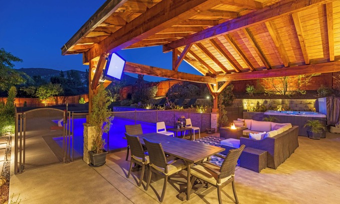 El Cajon Casa | Private 10 BR Estate: Ranch House, Farmhouse & Bunkhouse at Rockin’ View Ranch!
