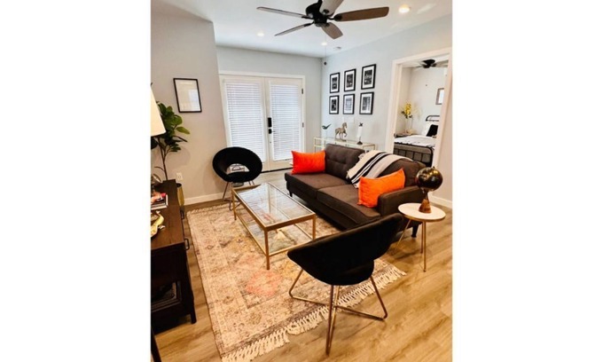 East Pasadena Casa | Private 1BD+1BA House w/ Full Kitchen + free parking