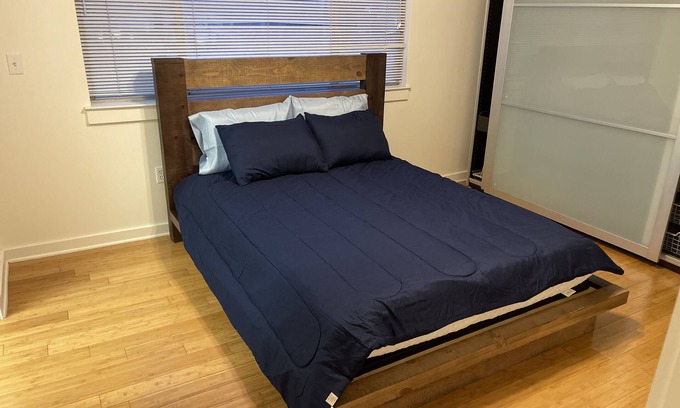 Zilker Condominio | Private 1BD 1BR in the heart of South Lamar.