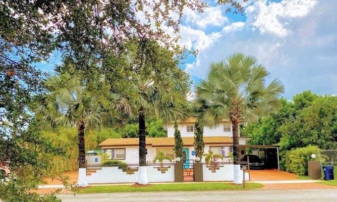 Richmond Heights Apartamento | ESTUDIO PRIVADO EN LA 1ª PLANTA / WIFI GRATUITO Y APARCAMIENTO