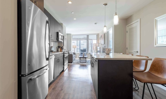 Seaport District Apartamento | Private 2BR Apt Walk to Restaurants