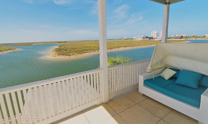South Padre Island Casa | Baño privado de 3 habitaciones y 4 baños frente a la bahía con piscina y muelle ~ Alquiler de lujo ~