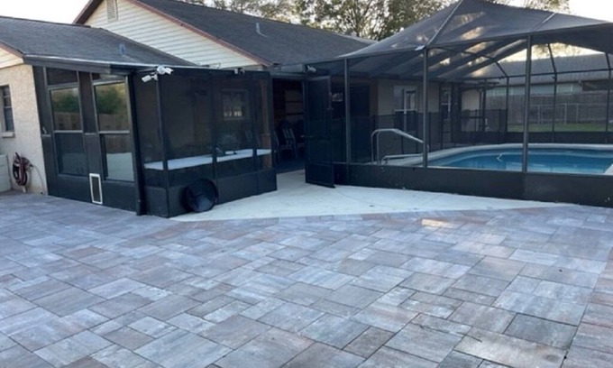 Zephyrhills Casa | Private 3Bed/3Bath Heated Pool Outdoor Entertainment