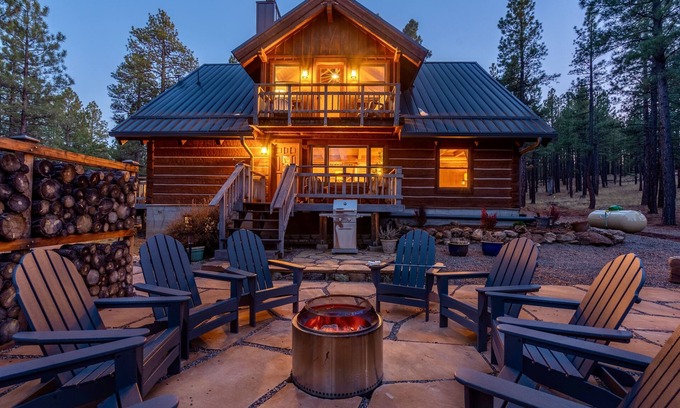 Northridge Estates Cabina | Private 5-Acre Cabin Retreat – Woods, Wildlife & Starry Skies