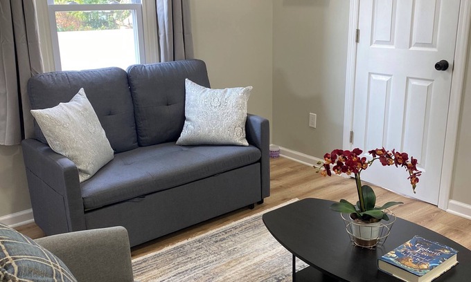 Vauxhall Apartamento | Private and cozy - 2BR Retreat 10 mins to EWR - 35mins to NYC
